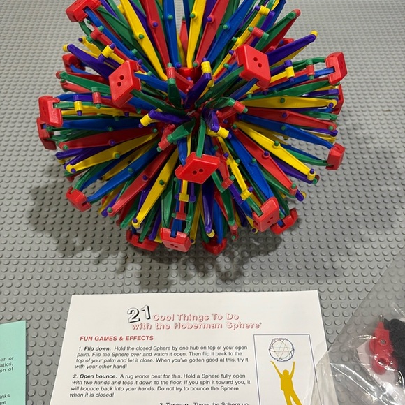 Hobermen Toys Hoberman Sphere Mega Rainbow Expandable Toy W
